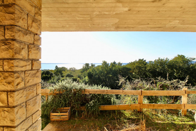 Casa indipendente in vendita a Bardolino (VR)