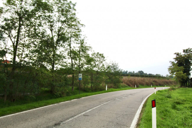 Terreno agricolo in vendita a Valeggio Sul Mincio (VR)