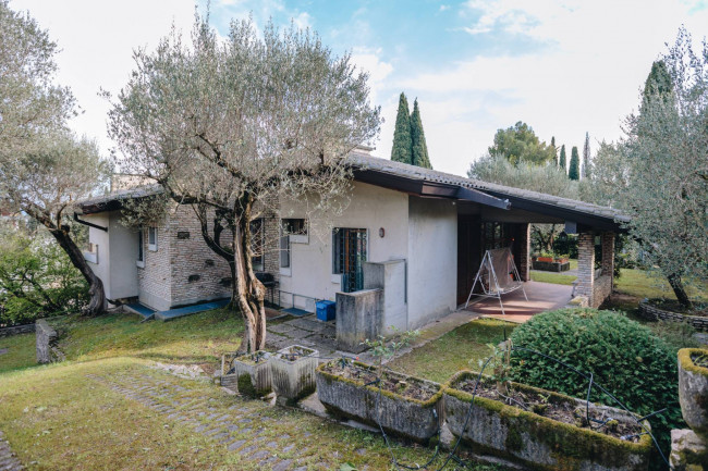 Villa in vendita a Sirmione