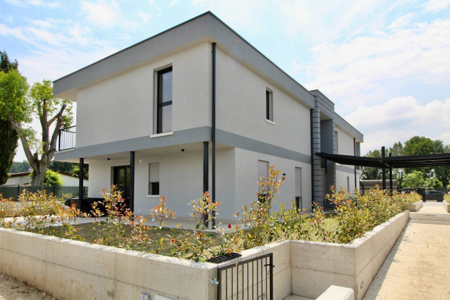 Appartamento in vendita a Lazise