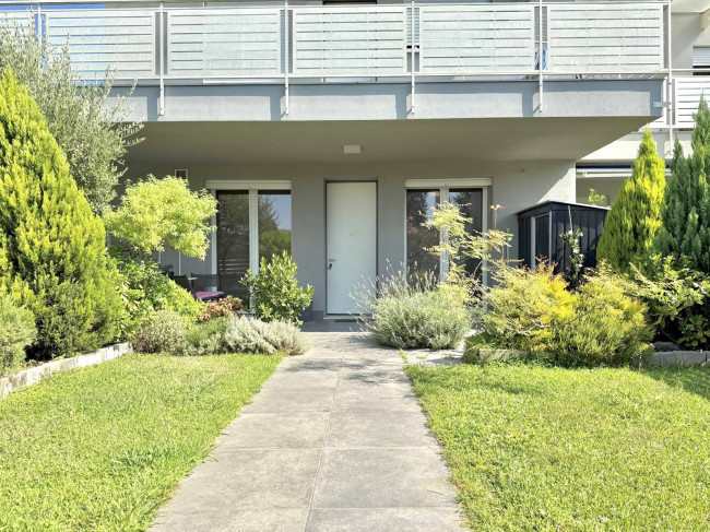 Appartamento in vendita a Peschiera del Garda