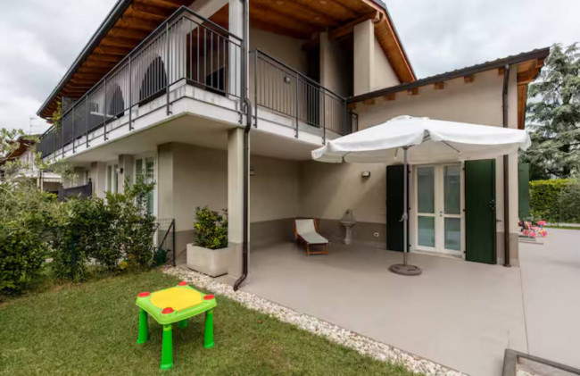 Appartamento in affitto a Peschiera del Garda