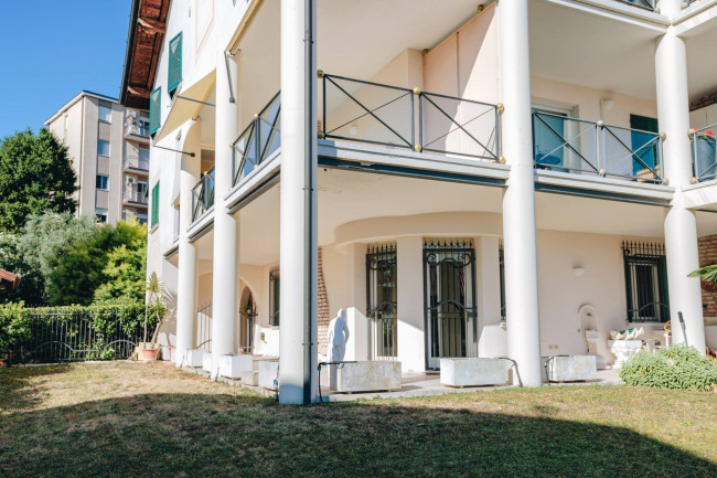 Appartamento in vendita a Desenzano del Garda