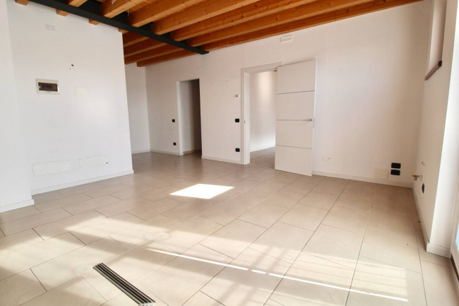 Appartamento in vendita a Valeggio sul Mincio