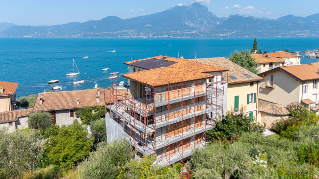 Apartment for sale in Torri del Benaco
