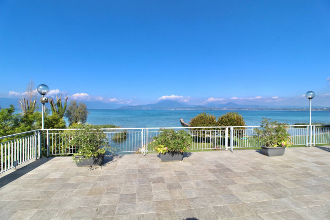 Appartamento in vendita a Peschiera del Garda