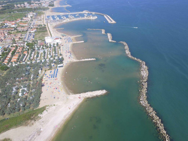 Attivita' commerciale in vendita a Montenero di Bisaccia