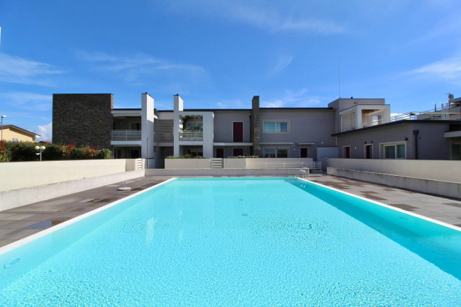 Appartamento in affitto a Peschiera del Garda