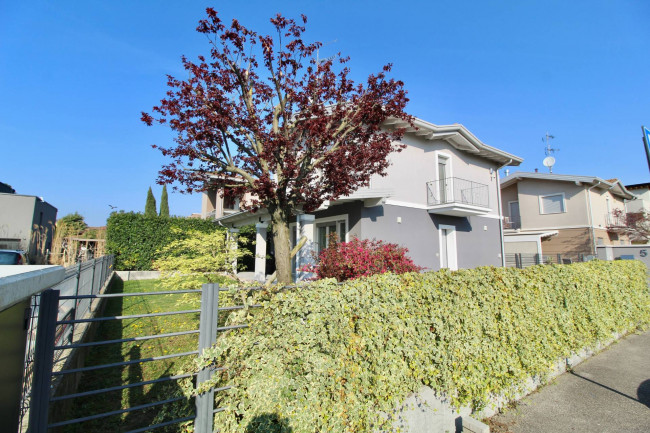 Villa for sale in Valeggio sul Mincio