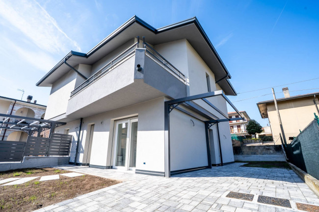 Apartment for sale in Peschiera del Garda