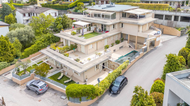  zu kauf in Peschiera del Garda