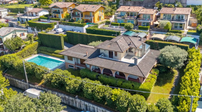 Villa for sale in Peschiera del Garda