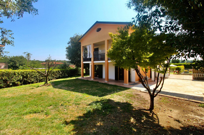  zu kauf in Peschiera del Garda