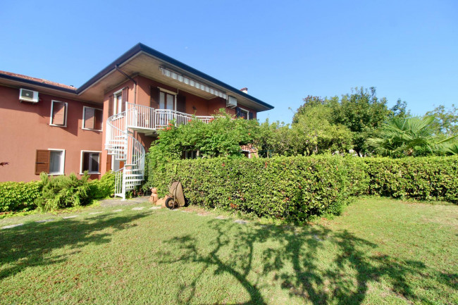 Appartamento in vendita a Peschiera del Garda