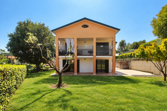 Apartment for sale in Peschiera del Garda