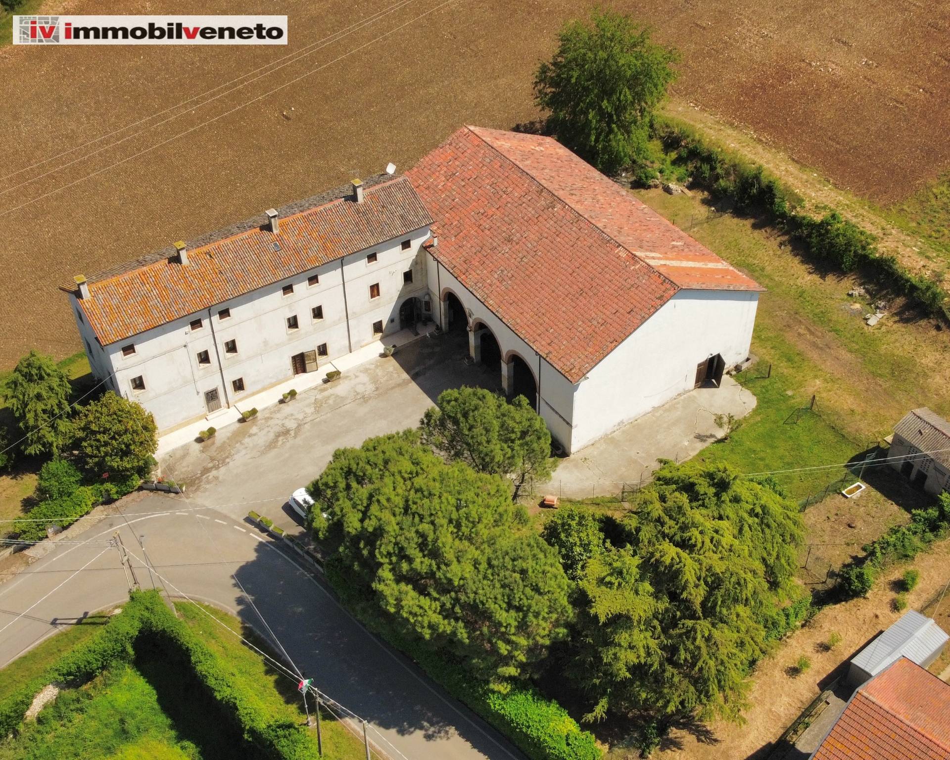 Villa in vendita a Val Liona (VI)
