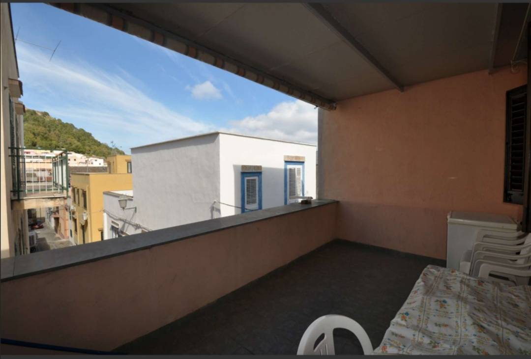 Villa Unifamiliare - Indipendente USTICA vendita    V. House Immobiliare srl