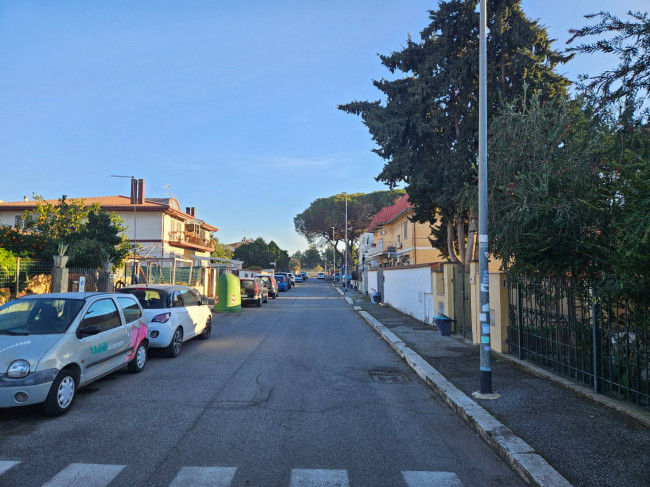 Terreno edificabile in vendita a Acilia, Roma (RM)