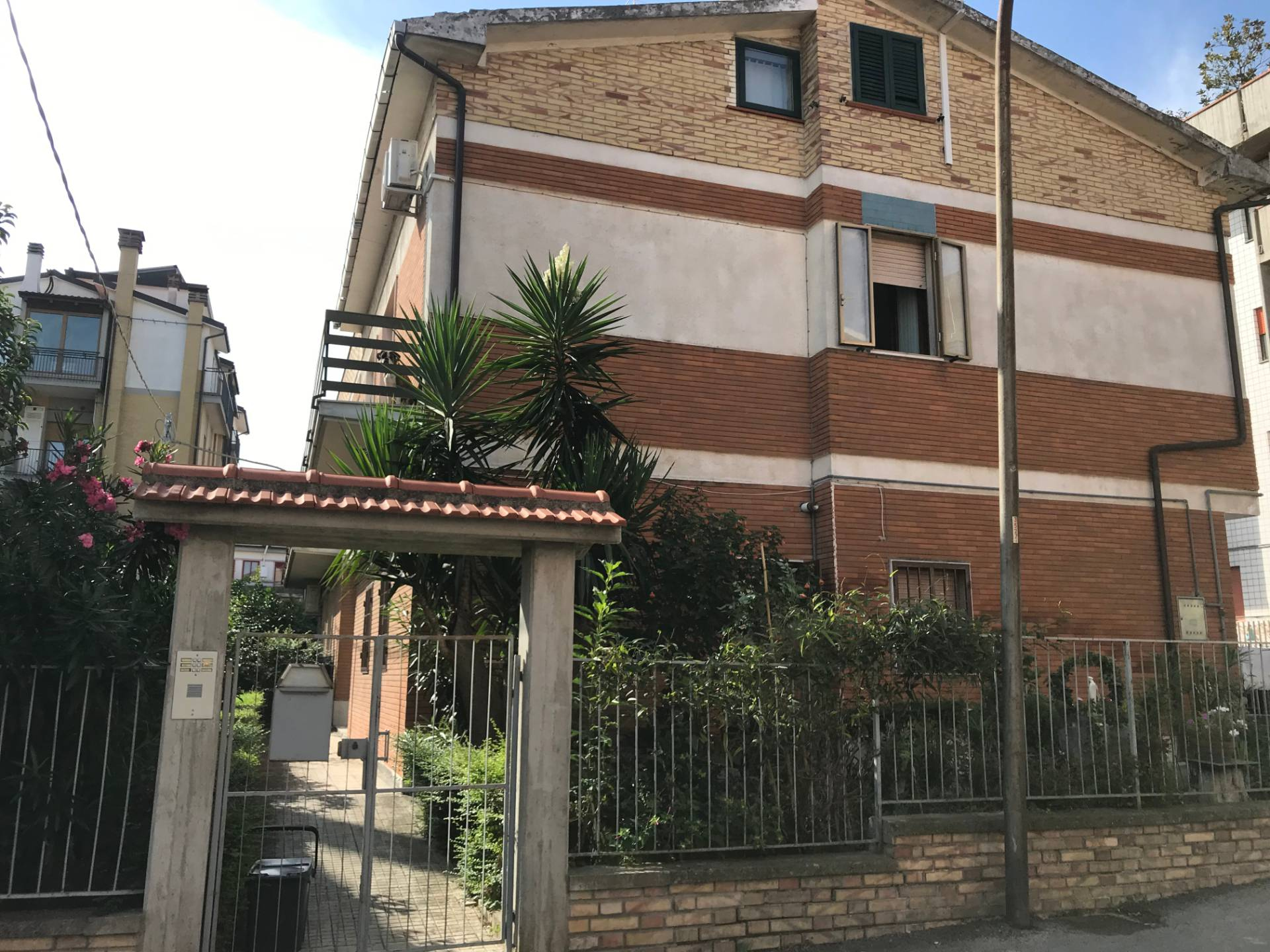  vasto vendita quart: zona semicentrale agenzia-immobiliare-europa