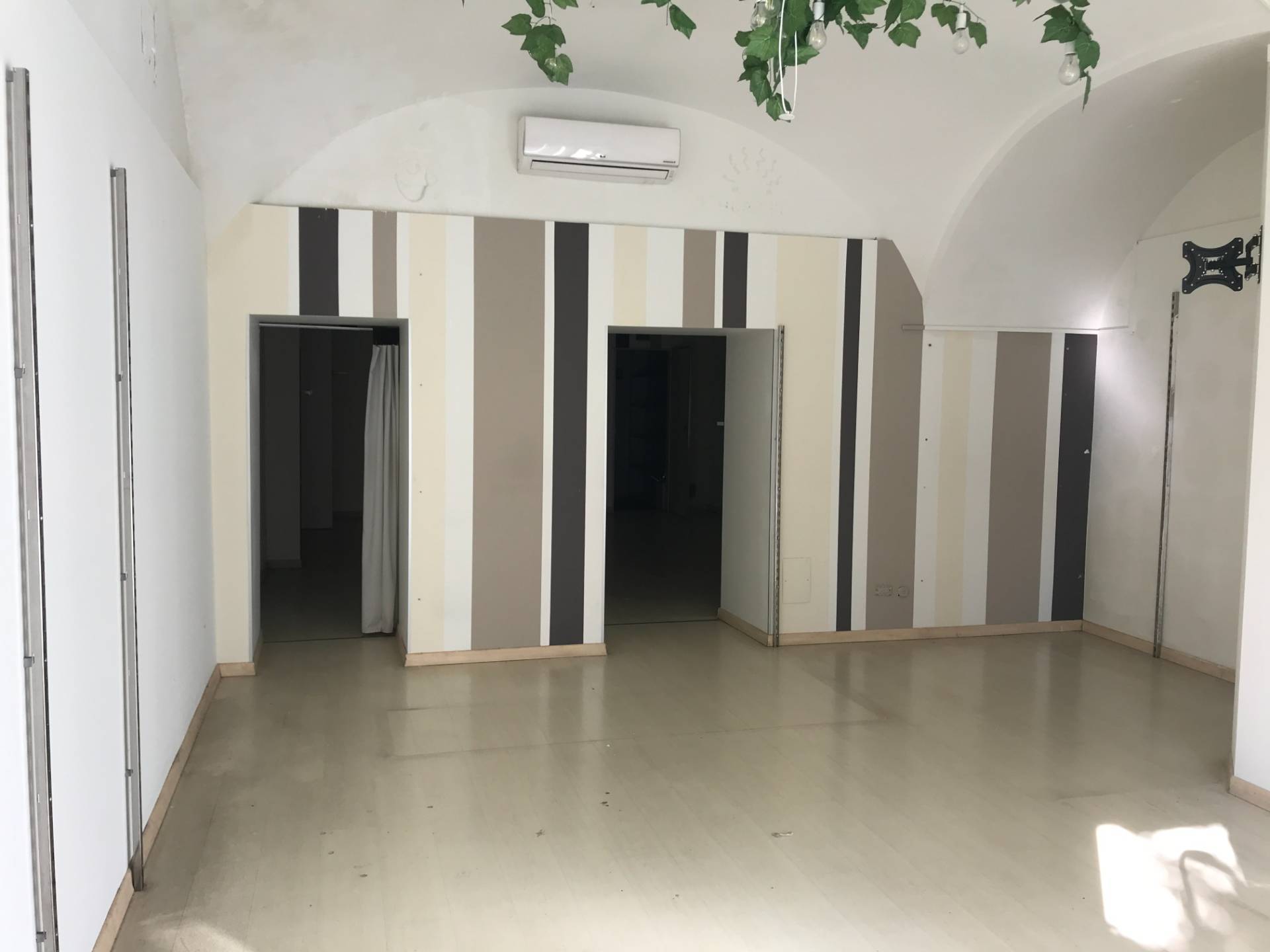 Fondo commerciale in vendita a Vasto (CH)