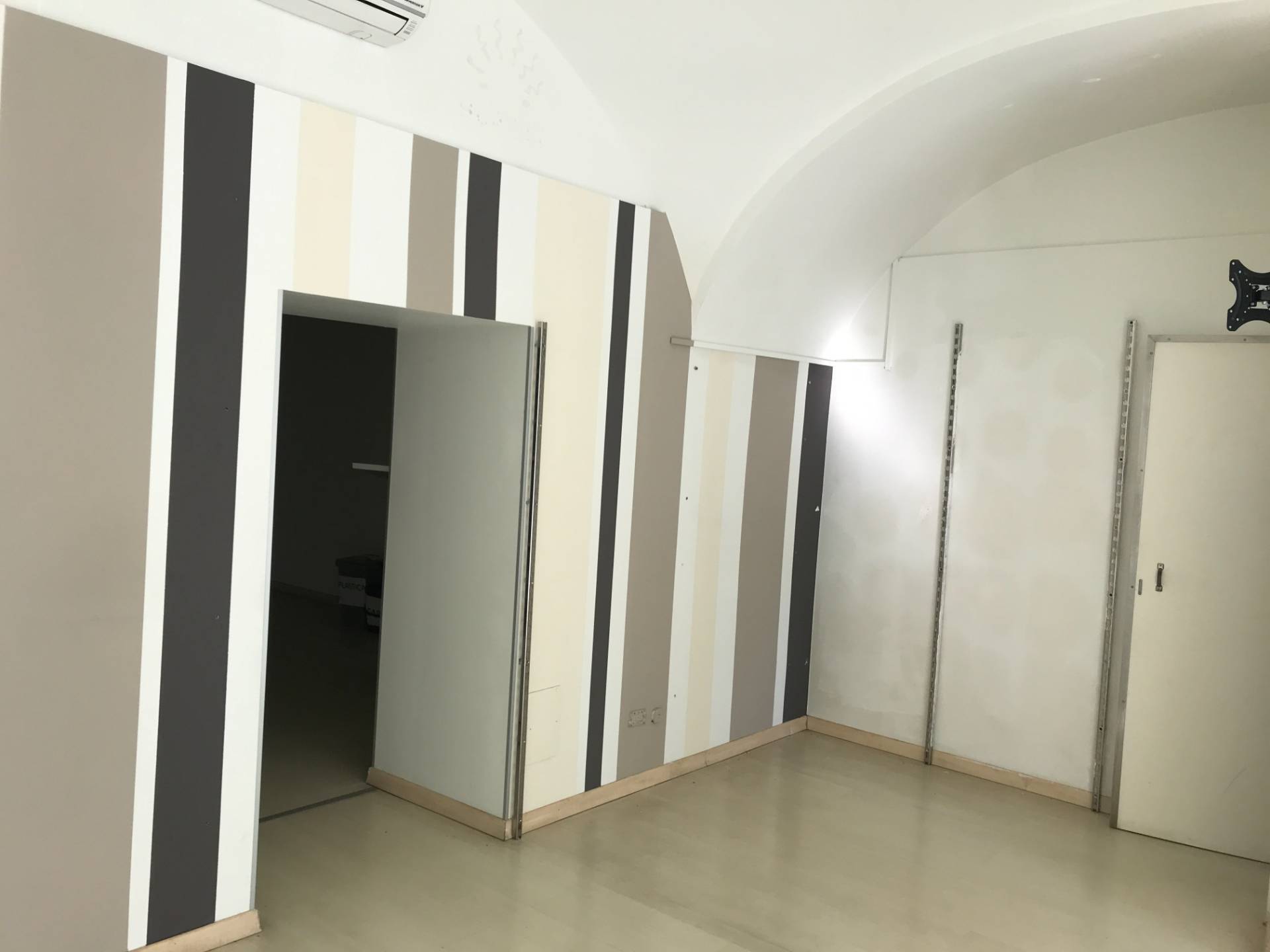 Fondo commerciale in vendita a Vasto (CH)