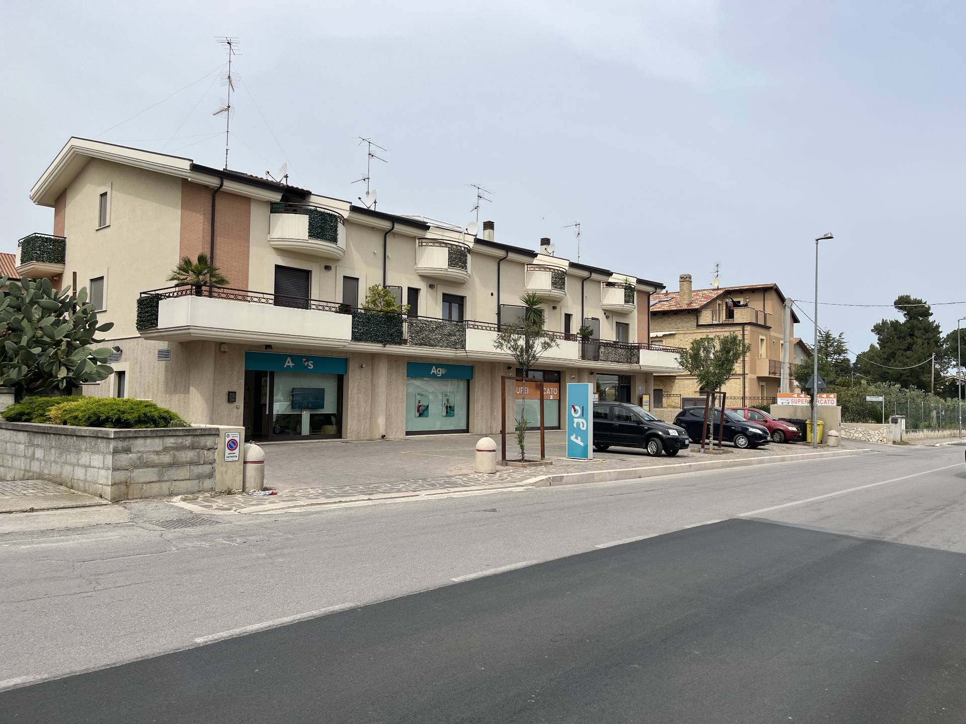 Fondo commerciale in vendita a Vasto (CH)