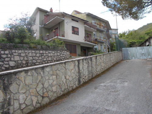 Villa in vendita a Sant'agapito (IS)