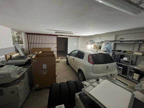 Garage/Box/Posto auto in vendita a Vasto (CH)