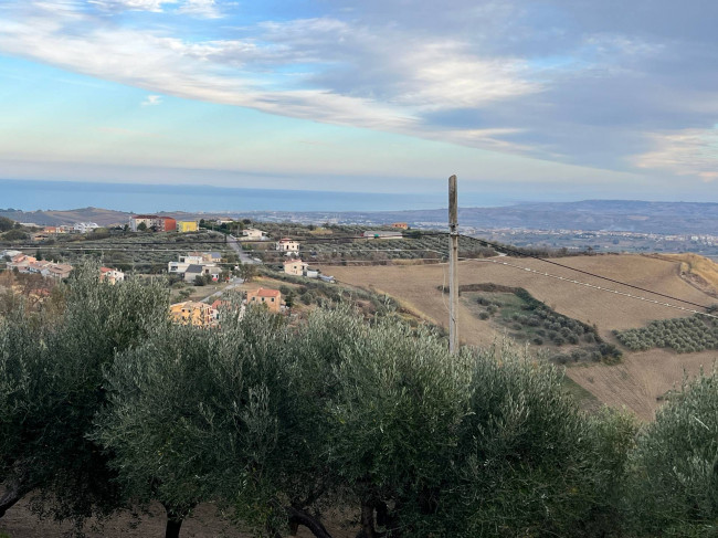 Casa indipendente in vendita a Cupello (CH)