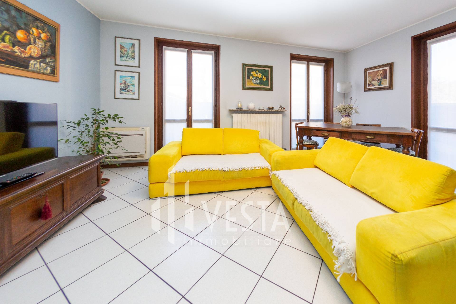 Casa semi-indipendente in vendita a Cernusco Lombardone (LC)