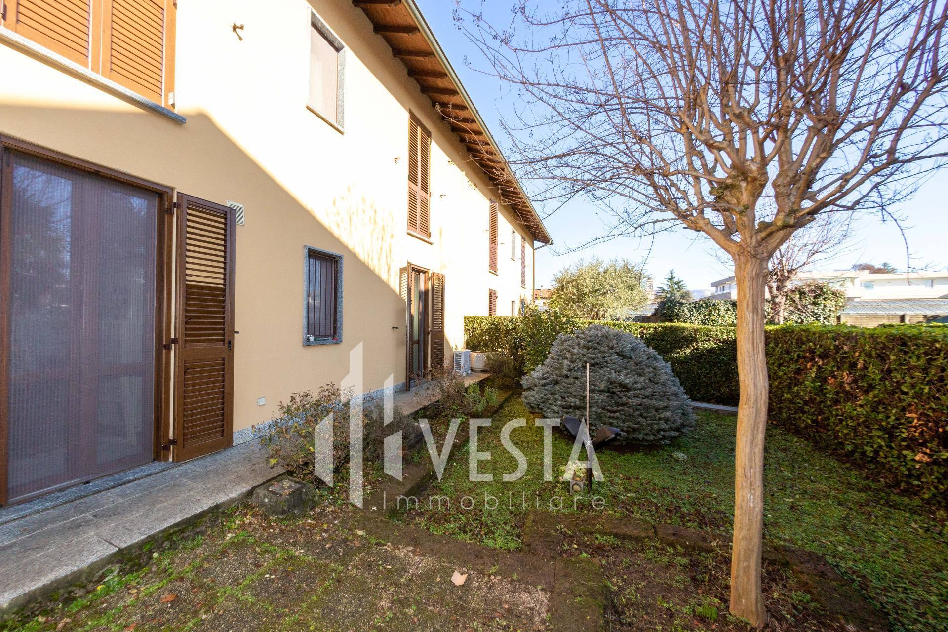 Casa semi-indipendente in vendita a Cernusco Lombardone (LC)