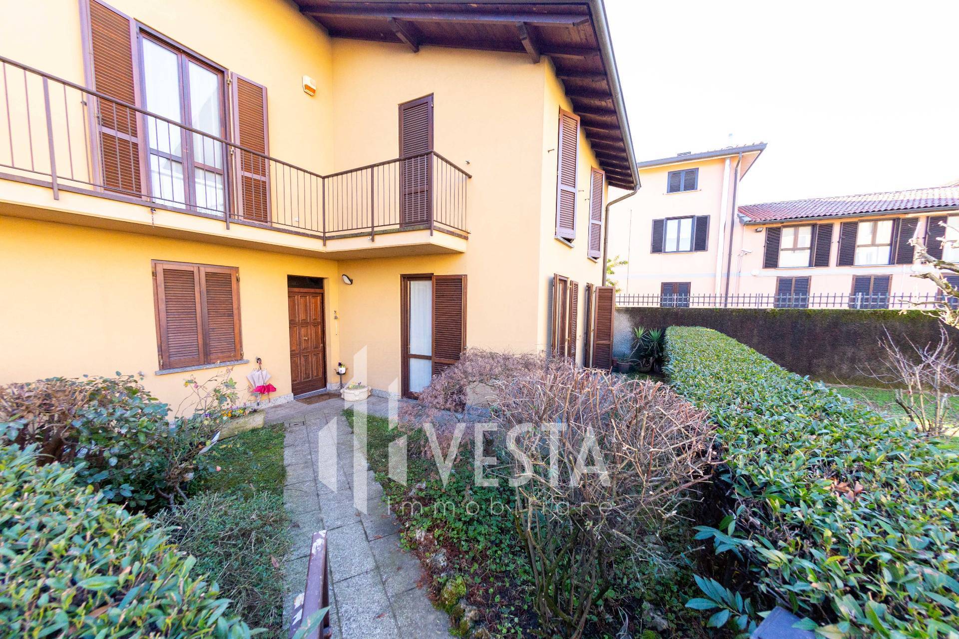 Casa semi-indipendente in vendita a Cernusco Lombardone (LC)