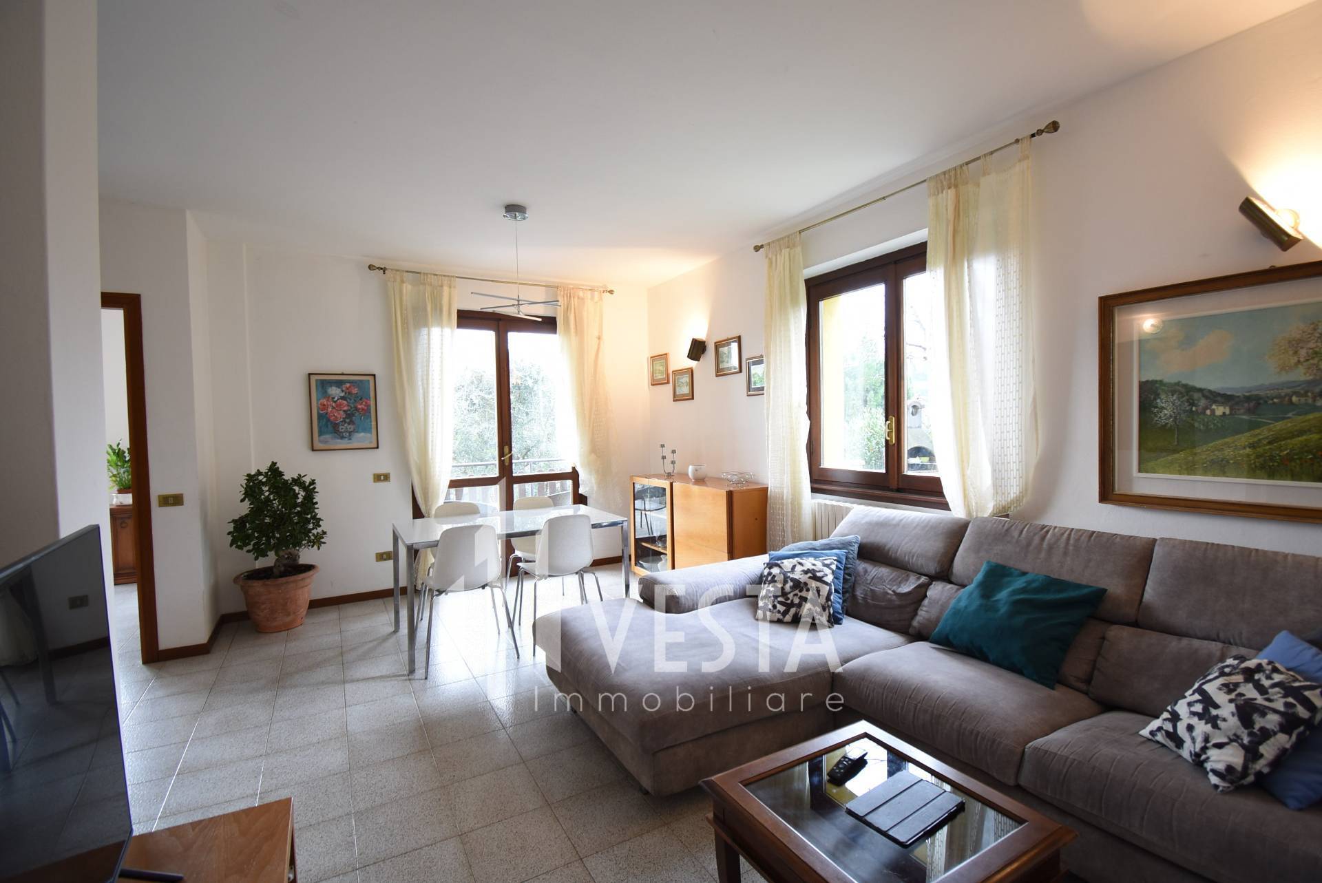 Appartamento in vendita a Sirtori (LC)