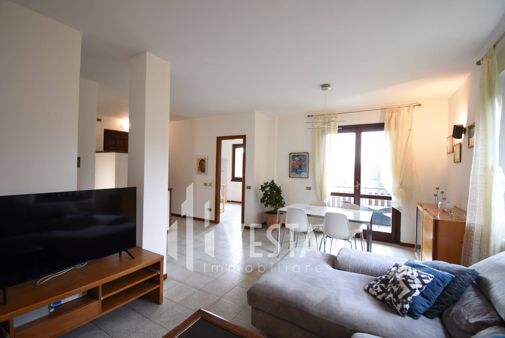 Appartamento in vendita a Sirtori (LC)