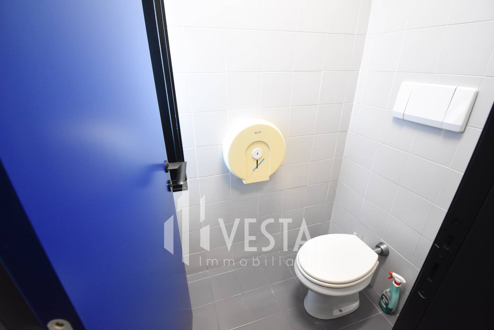 Ufficio in affitto a Merate (LC)