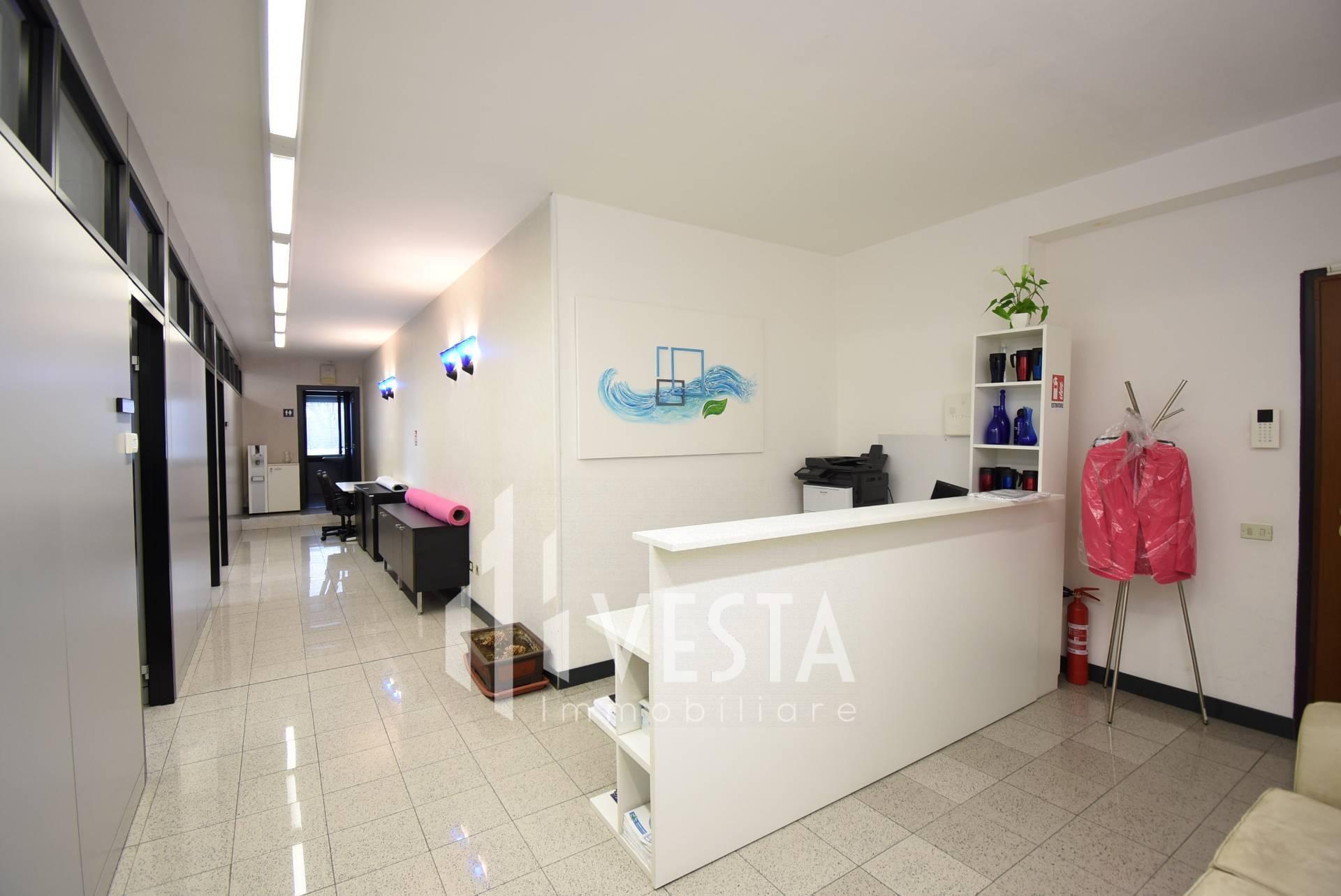 Ufficio in affitto a Merate (LC)