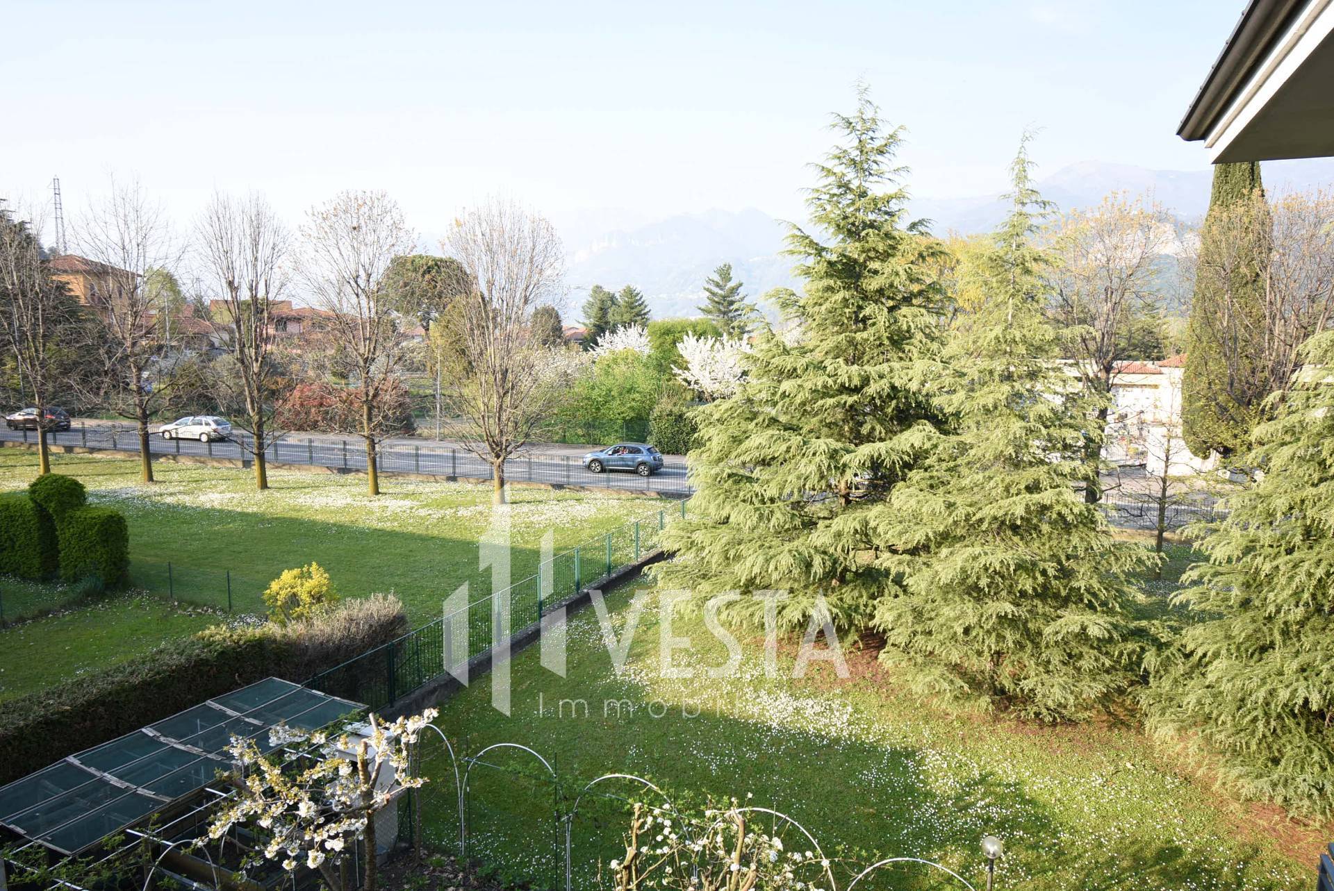Appartamento in vendita a Airuno (LC)