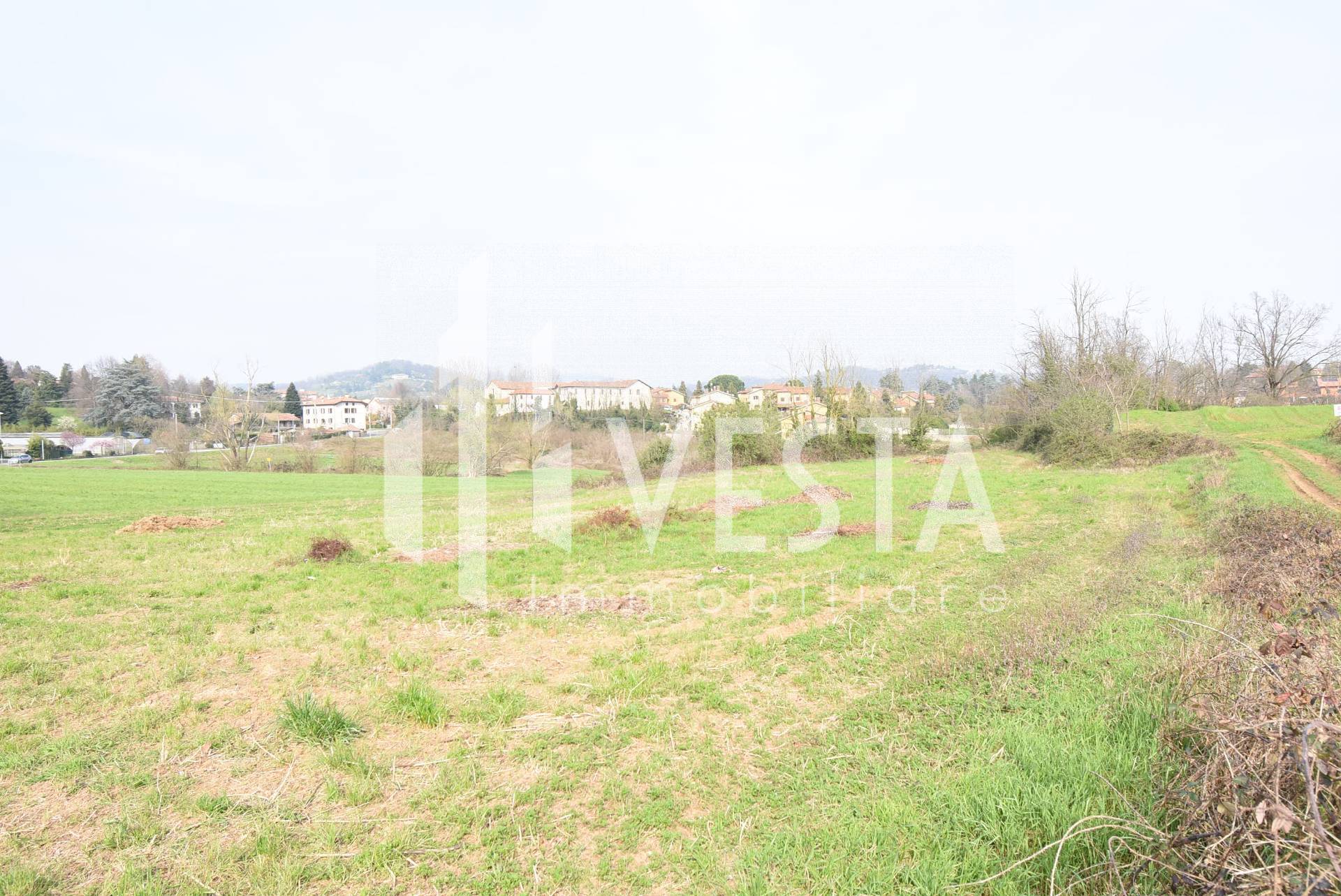 Terreno Agricolo a Monticello Brianza