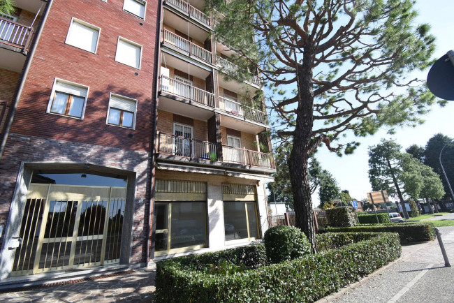 Locale commerciale a Osnago