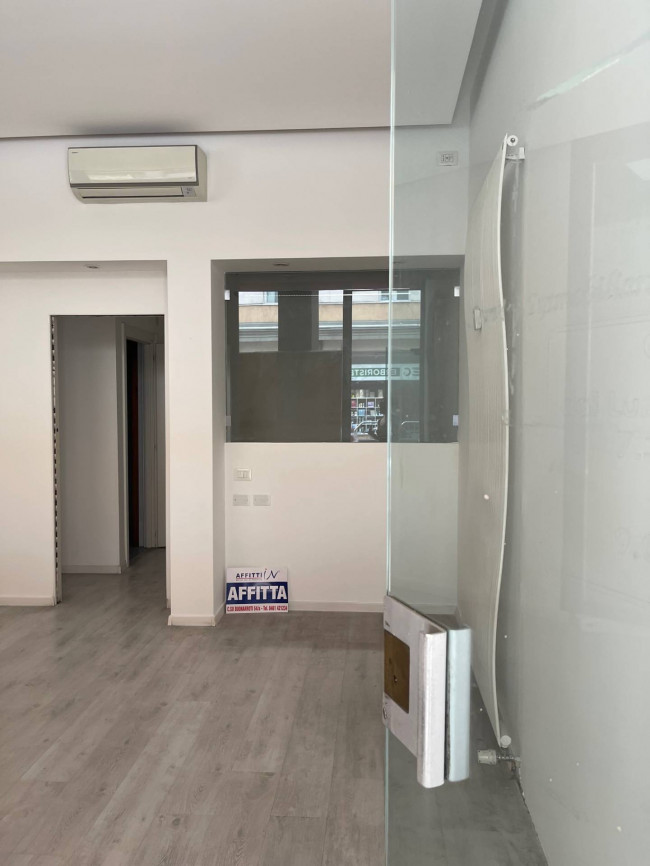Attività commerciale in Affitto a Trento