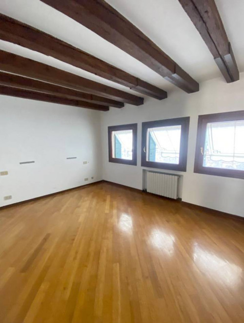 Appartamento in vendita a Venezia