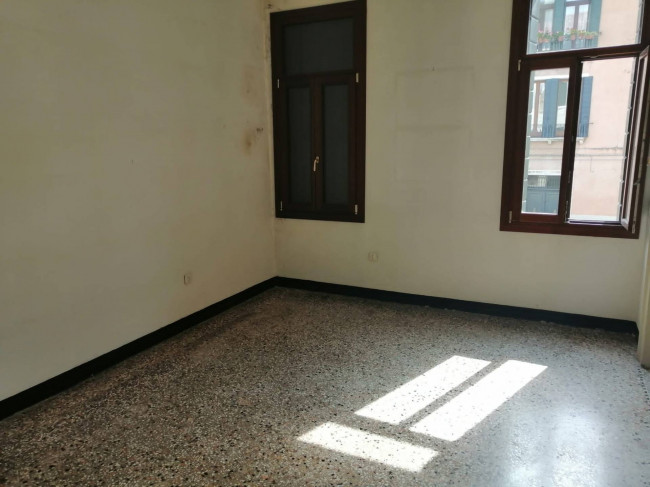 Piano nobile in affitto a Venezia