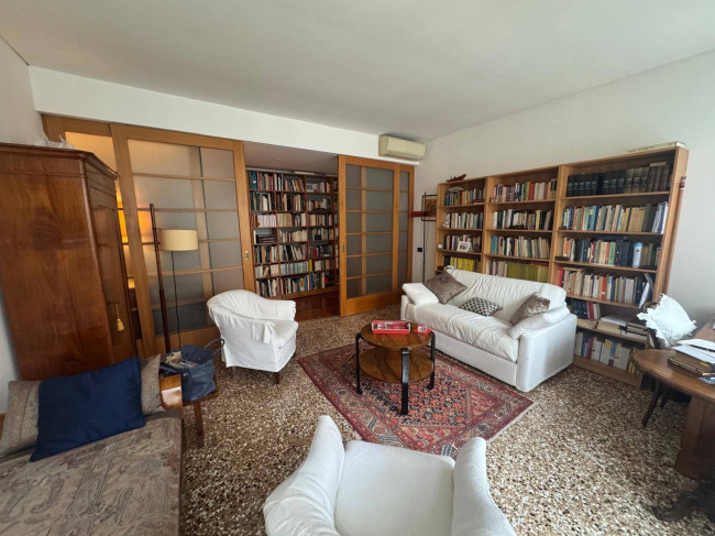 Appartamento in vendita a Venezia