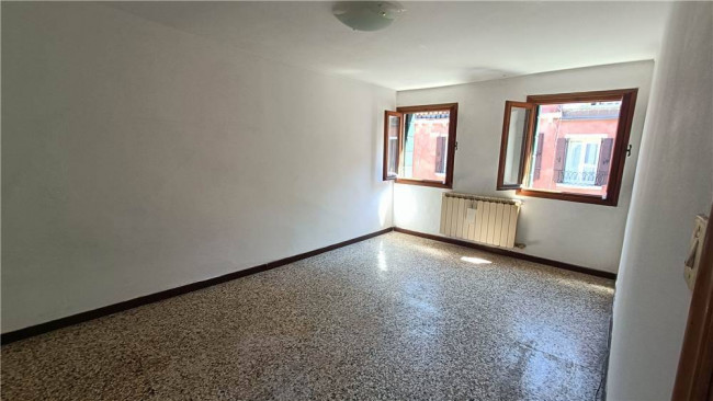 Blocchetto in vendita a Venezia