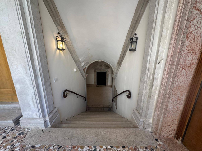Piano nobile in affitto a Venezia