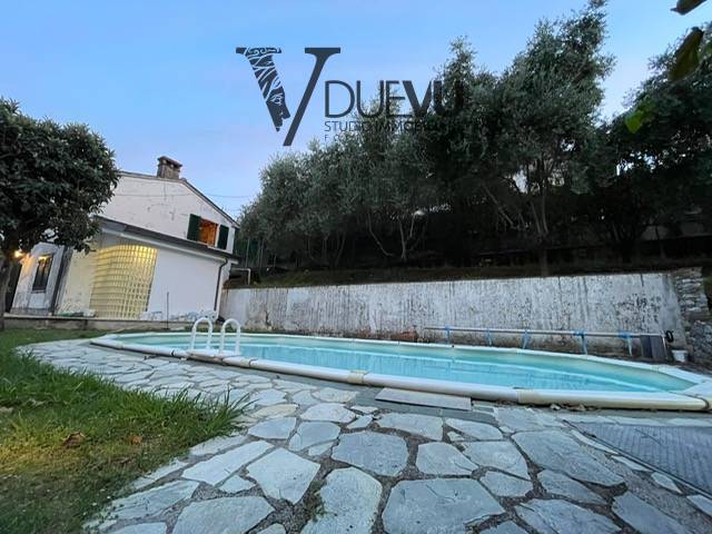 Villa in vendita a Strettoia, Pietrasanta (LU)