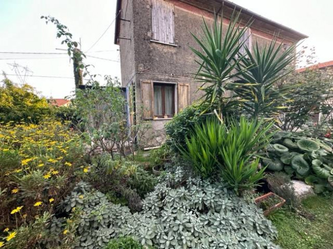Casa singola in Vendita a Pietrasanta