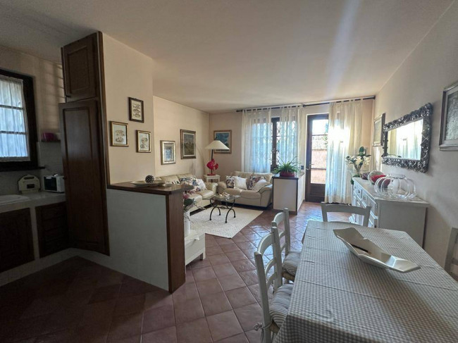 Casa indipendente in vendita a Vittoria Apuana, Forte Dei Marmi (LU)