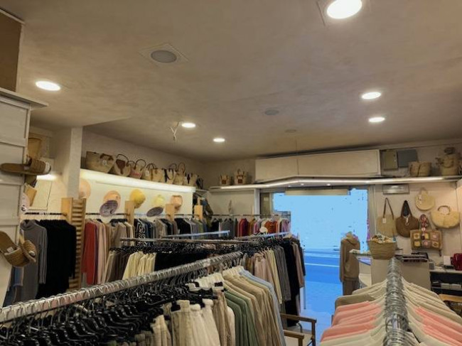 Commercial Property for Rent to Forte dei Marmi