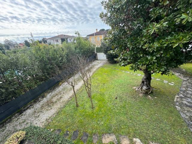 Appartamento in Vendita a Forte dei Marmi